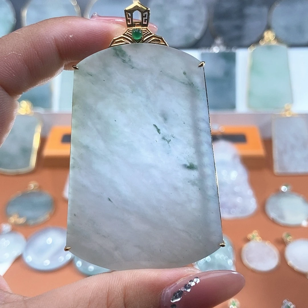 翡翠18K金镶嵌吊坠(不含链)