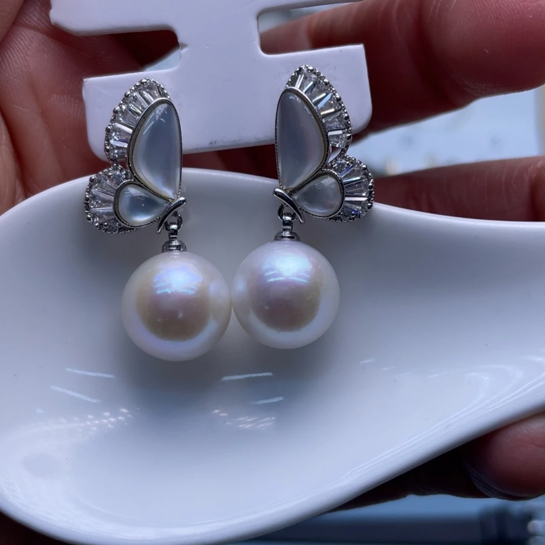 未镶嵌淡水珍珠耳饰