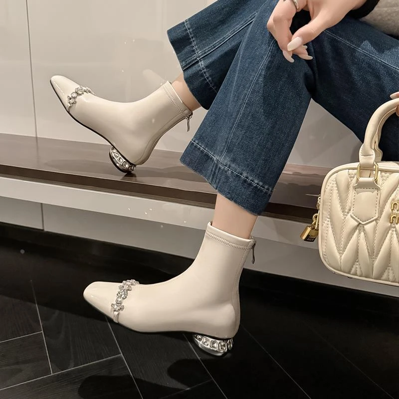 纯手工韩系方头水钻短筒弹力瘦瘦靴女大尺码粗跟百搭低跟时装短靴