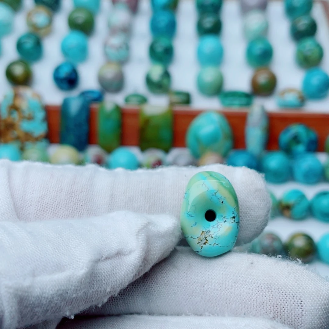 未镶嵌绿松石珠宝奇石