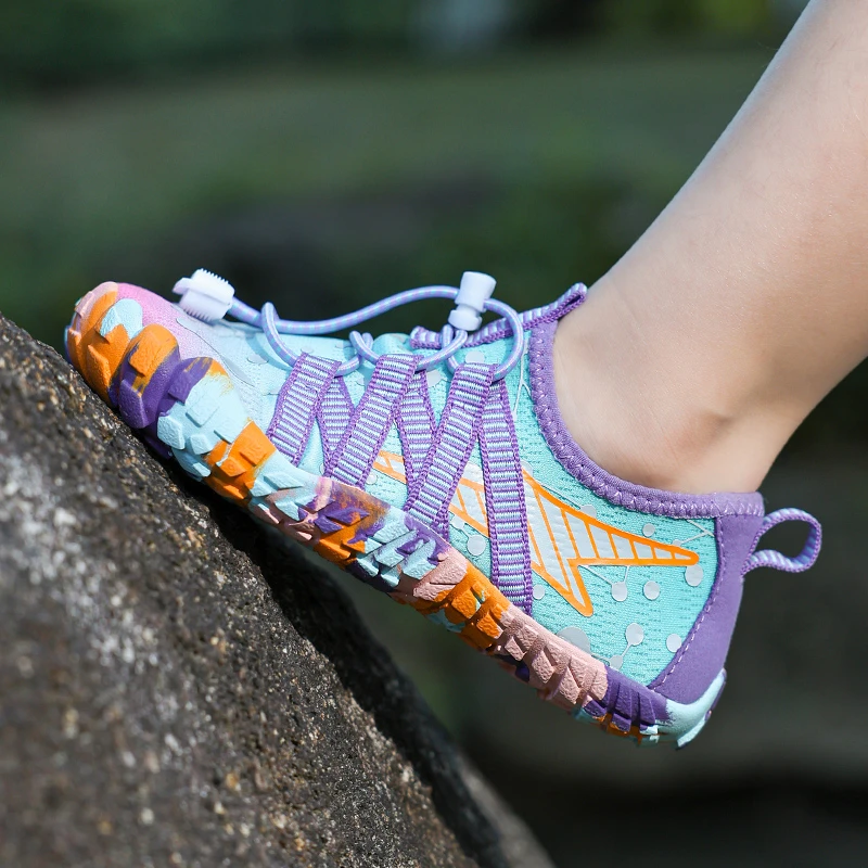 儿童溯溪鞋速干轻便防滑一脚蹬男童6-12岁鞋子户外沙滩涉水运动鞋