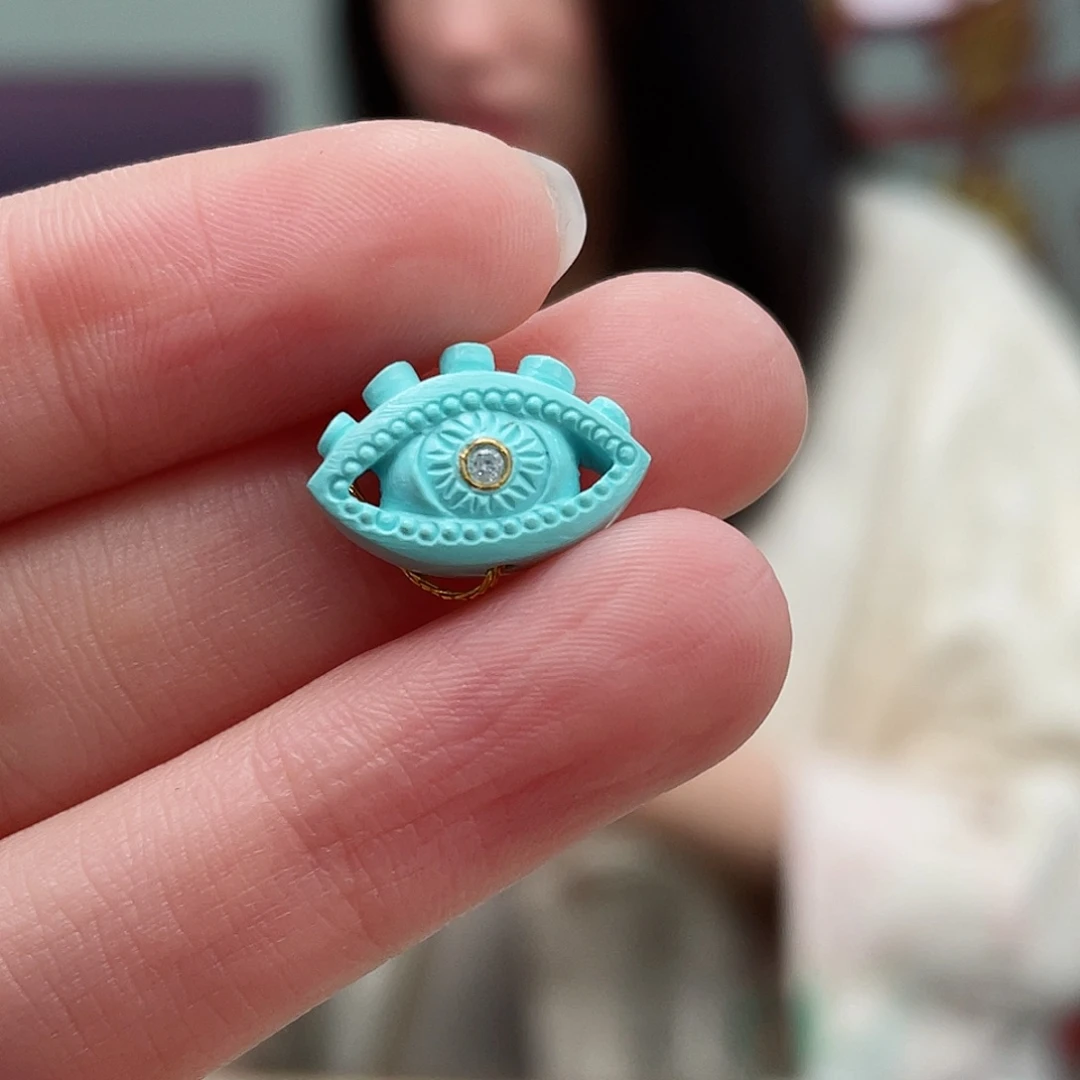 绿松石颈饰未镶嵌