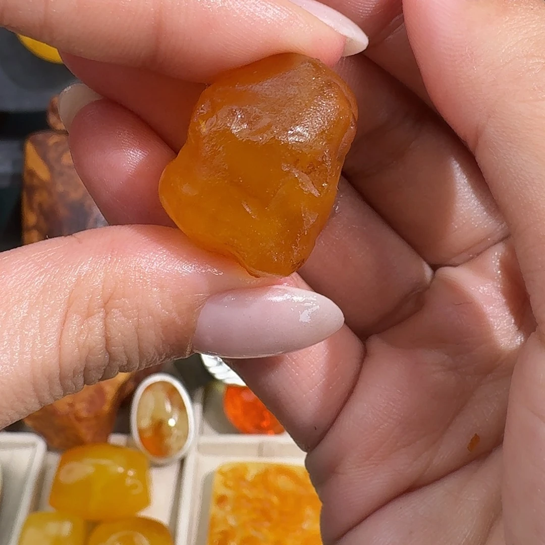 琥珀未镶嵌裸石我