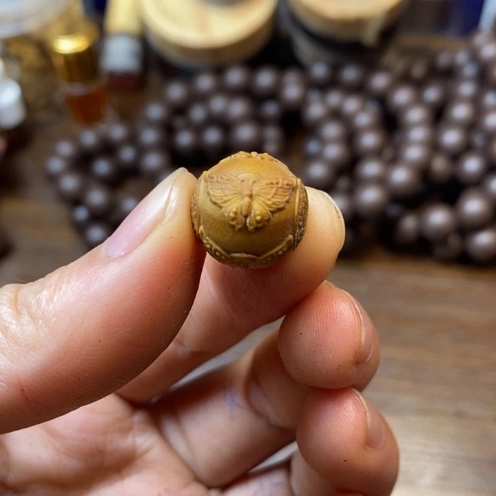 檀香木手串/手链蝴蝶15mm