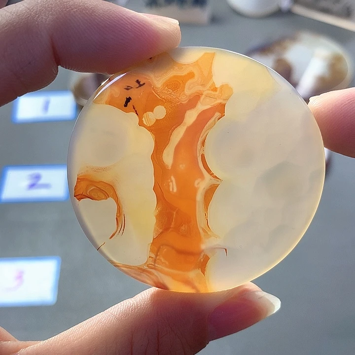 未镶嵌颈饰玛瑙/玉髓