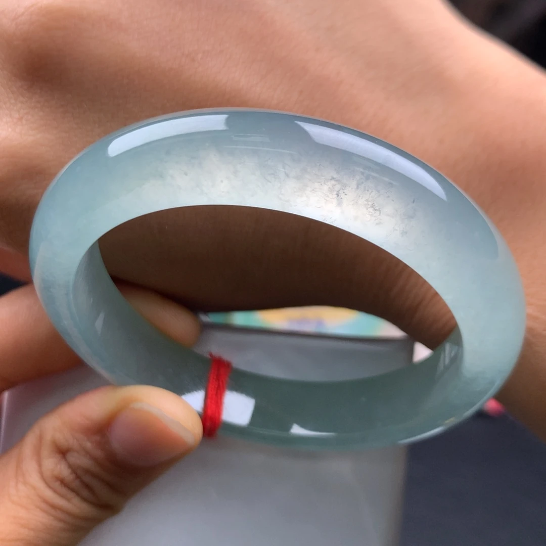 翡翠未镶嵌手镯冰透炸光