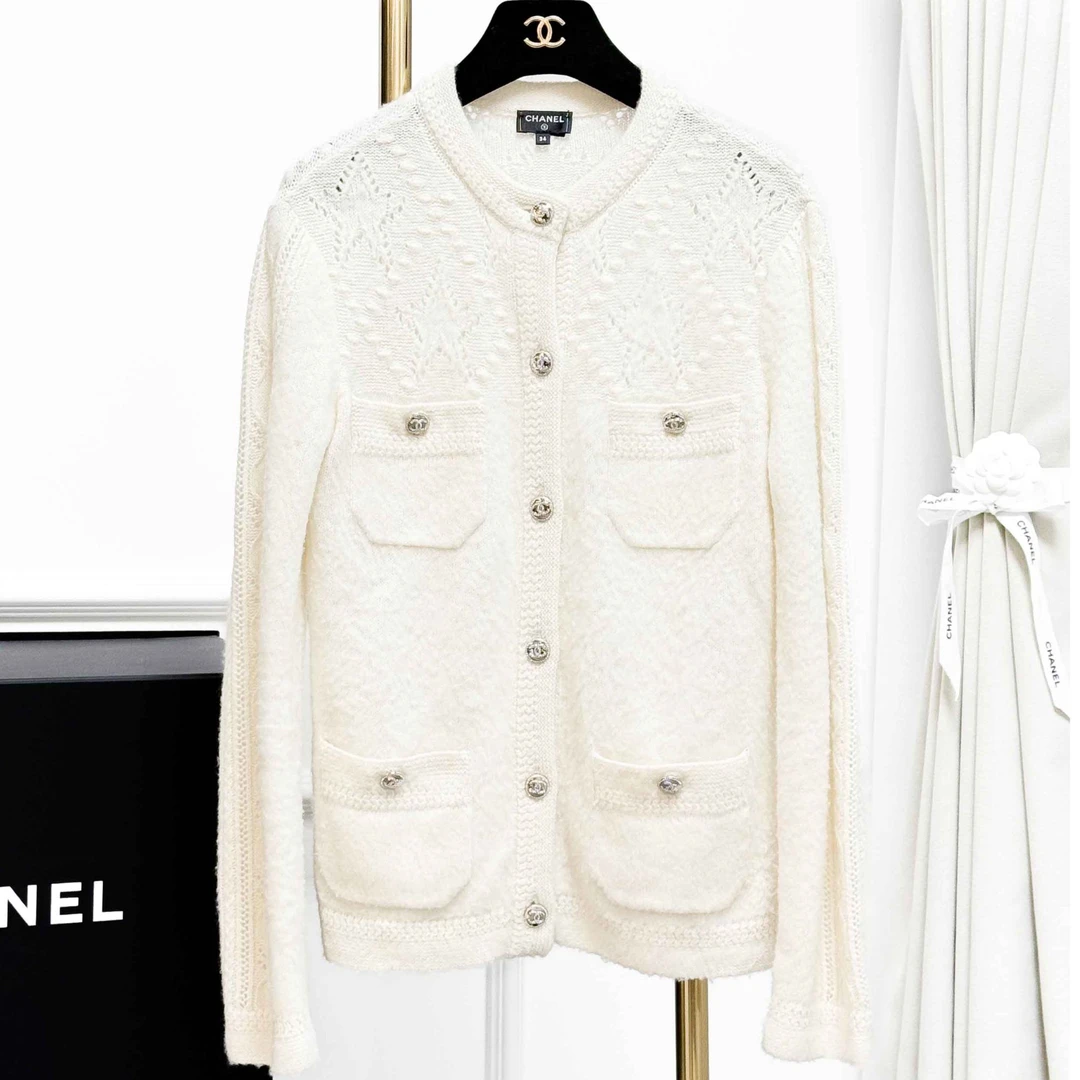99新 Chanel/香奈儿 34码 白色 四口袋 长袖 针织 开衫