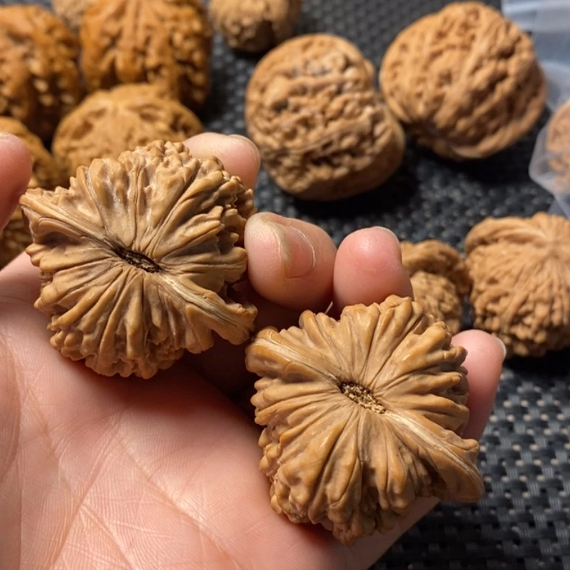 【闪购商品】文玩核桃吊坠风*四座楼