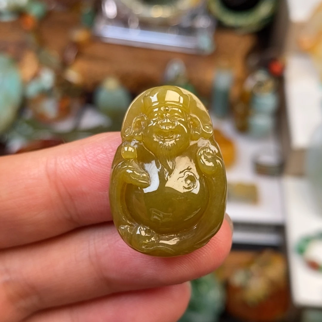 翡翠未镶嵌颈饰财神