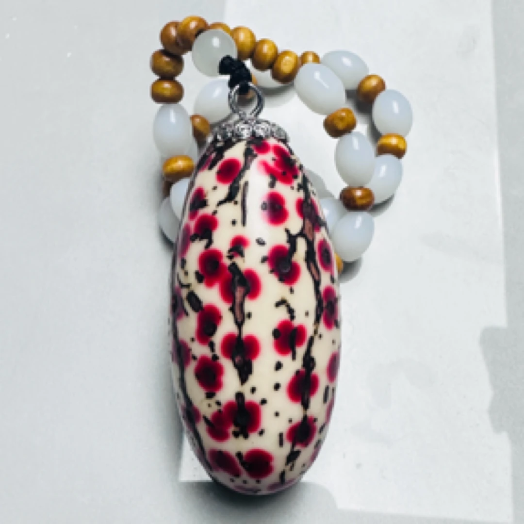 精选稀有花色梅花点点千眼果创意饰品手把脖挂车挂钥匙扣