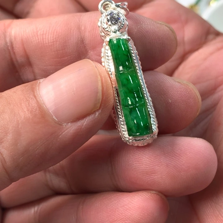 未镶嵌定制翡翠翡翠