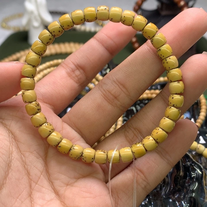 吊坠星月菩提65大留白顺色单圈