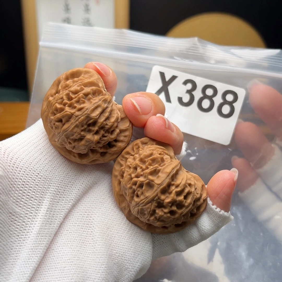 桃核把件42左右宫灯x388