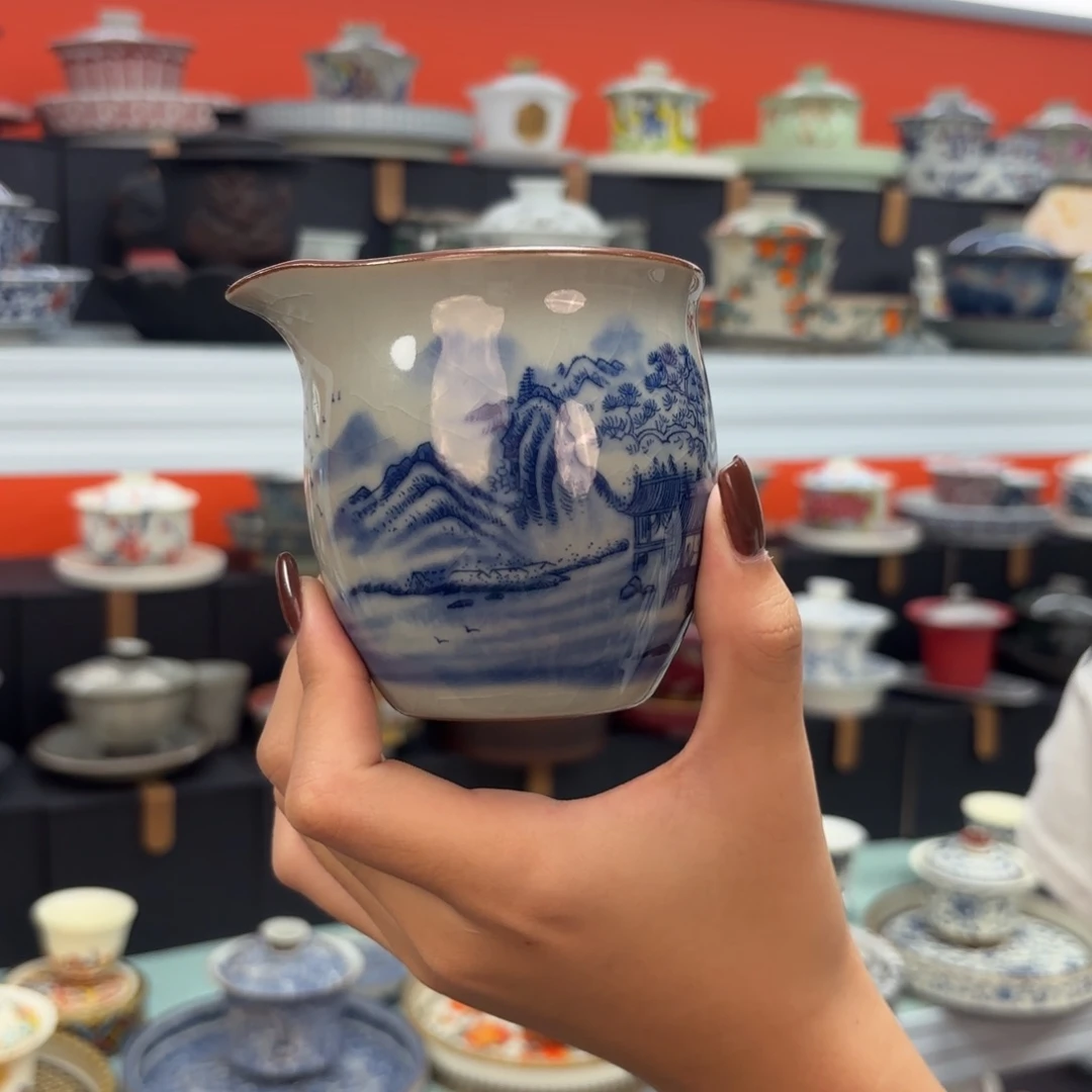 茶具是指由茶的茶具及