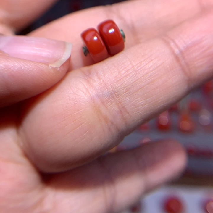 南红玛瑙8×4隔珠未镶嵌沙*瓦西锦红微纹