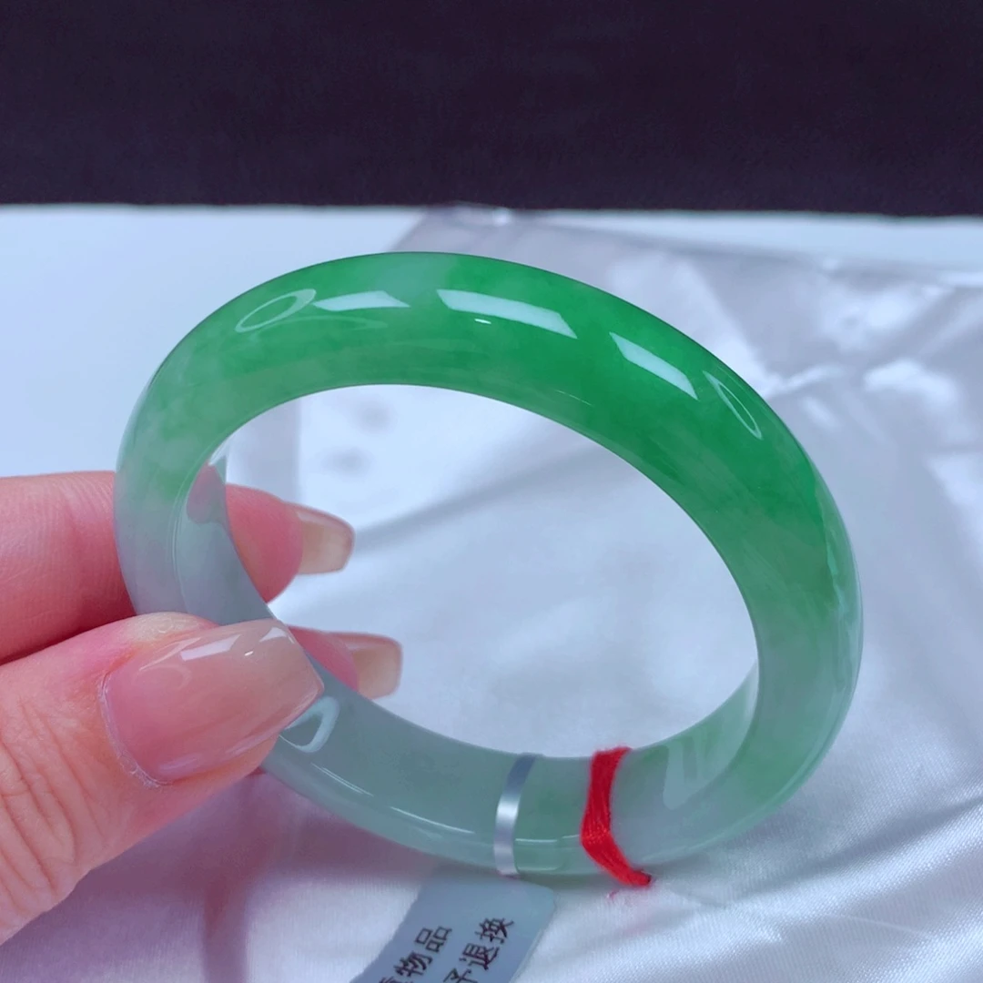 慢***慢翡翠手镯未镶嵌手镯88