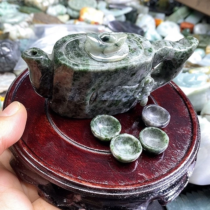 翡翠未镶嵌颈饰天然翡翠12
