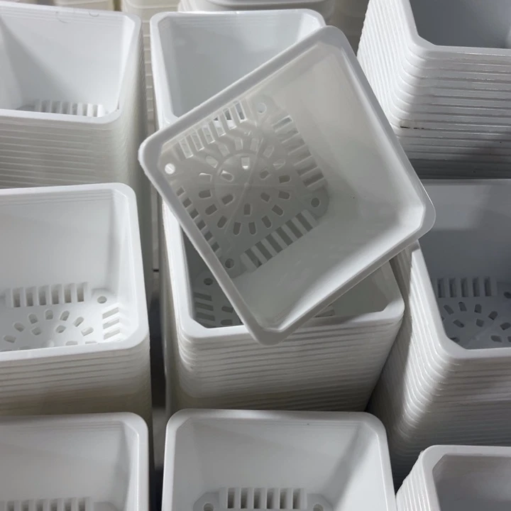 树脂白方口11高8一组22