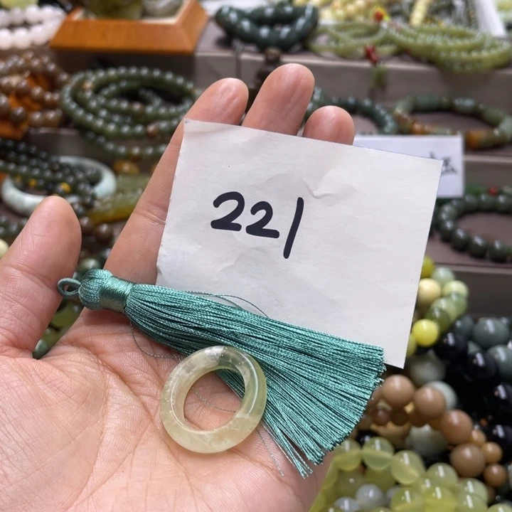 未镶嵌透闪石-蛇纹石玉手链琳*笑