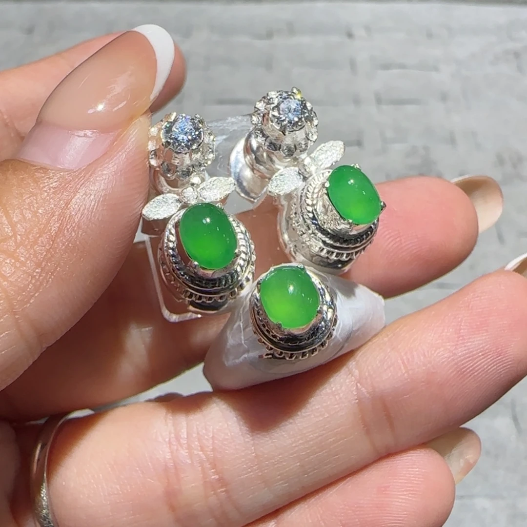 翡翠未镶嵌戒指翡翠