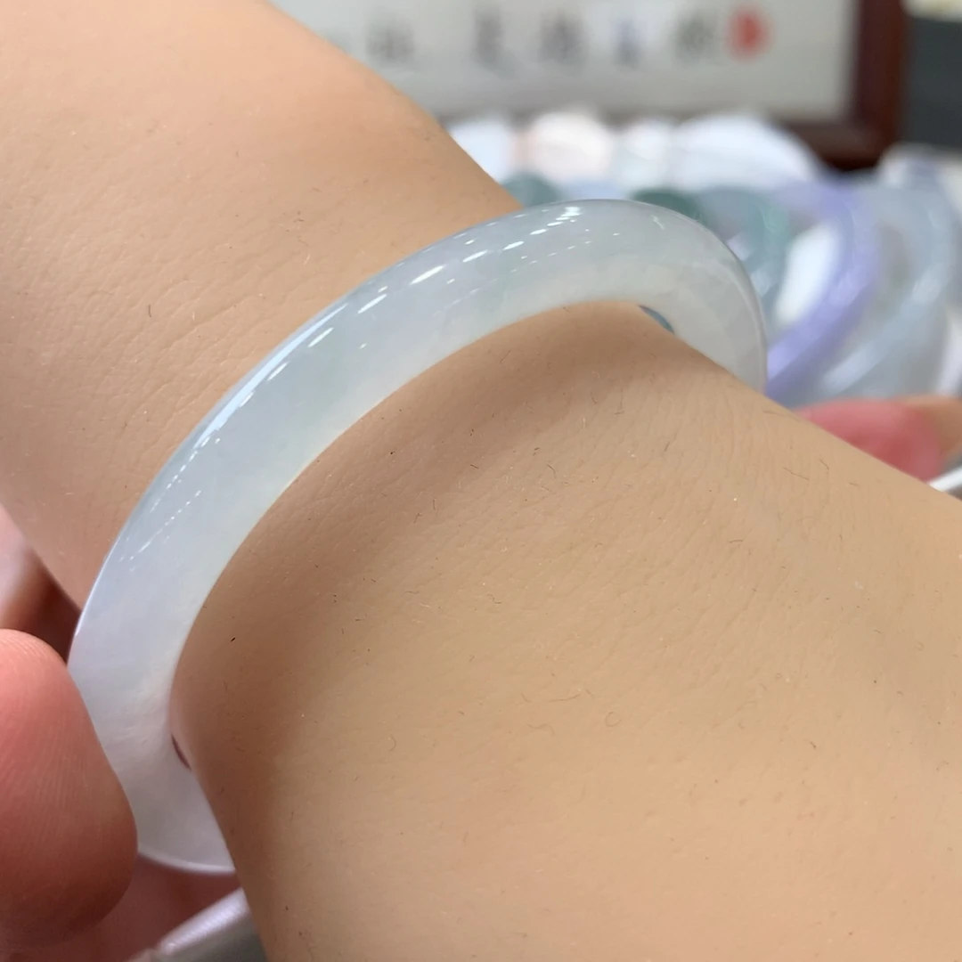 翡翠未镶嵌手镯天然Ａ货翡翠51/52