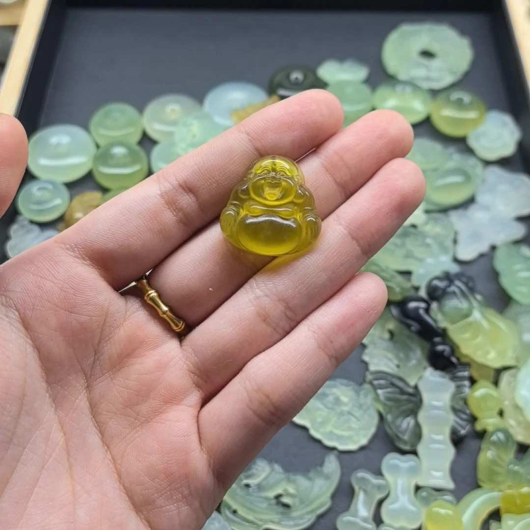合金蛇纹石玉颈饰