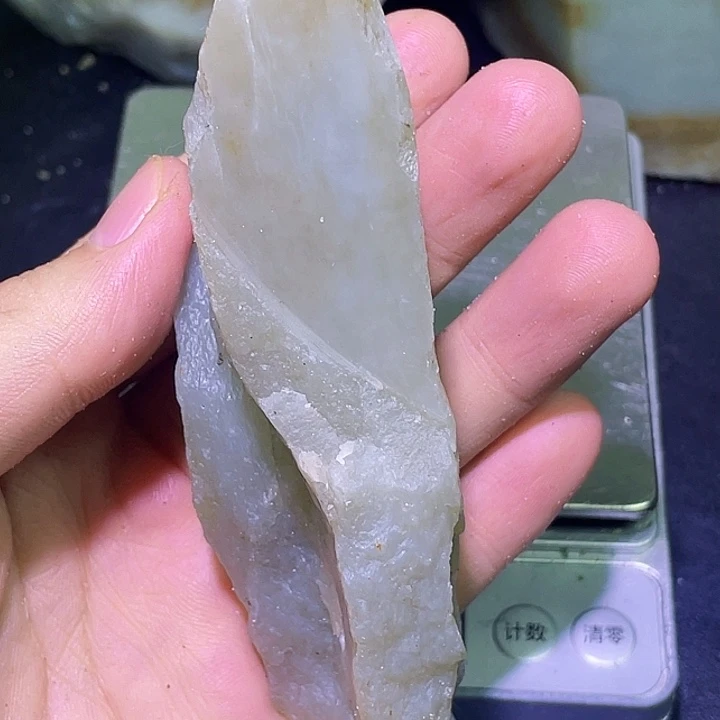 和田玉（糖玉）未镶嵌珠宝半成品