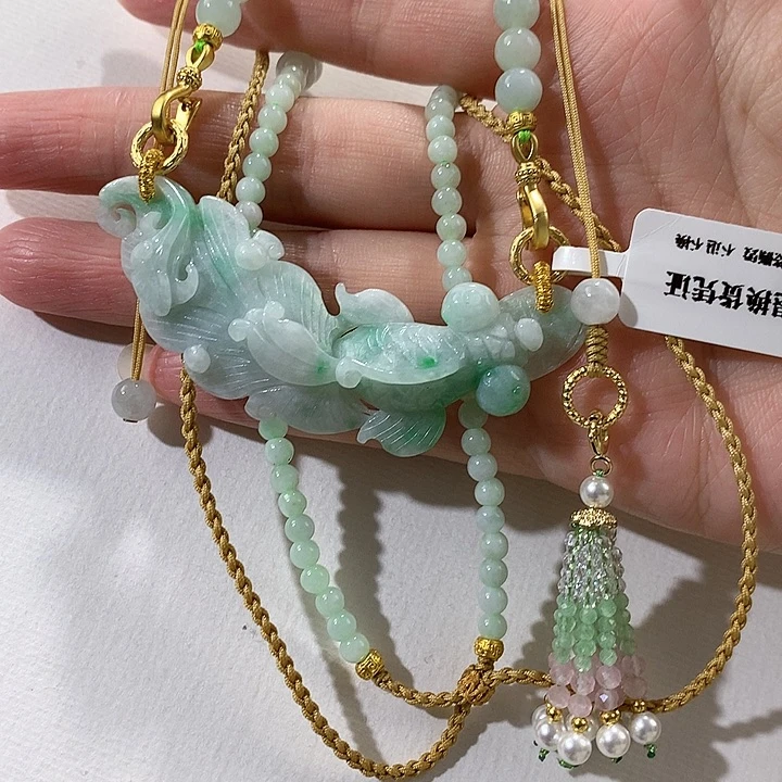 翡翠未镶嵌颈饰翡翠吊坠