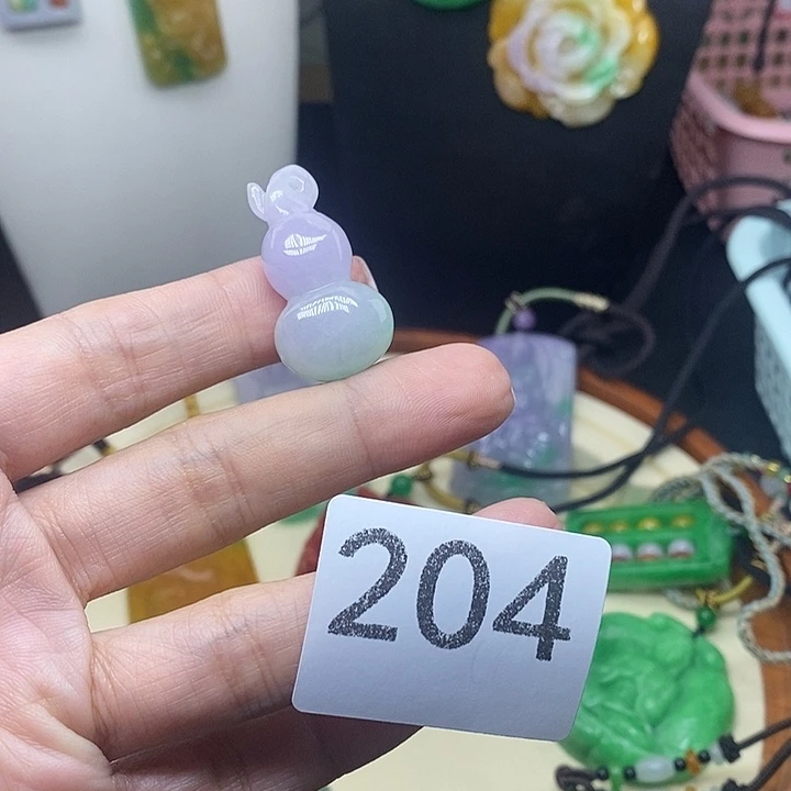 吊坠(赠链)未镶嵌翡翠