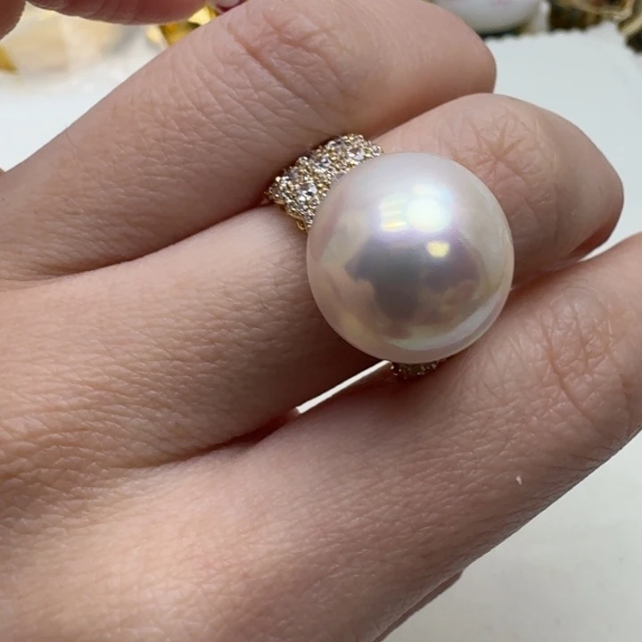 拼合珍珠（马贝珠）戒圈18K金镶嵌