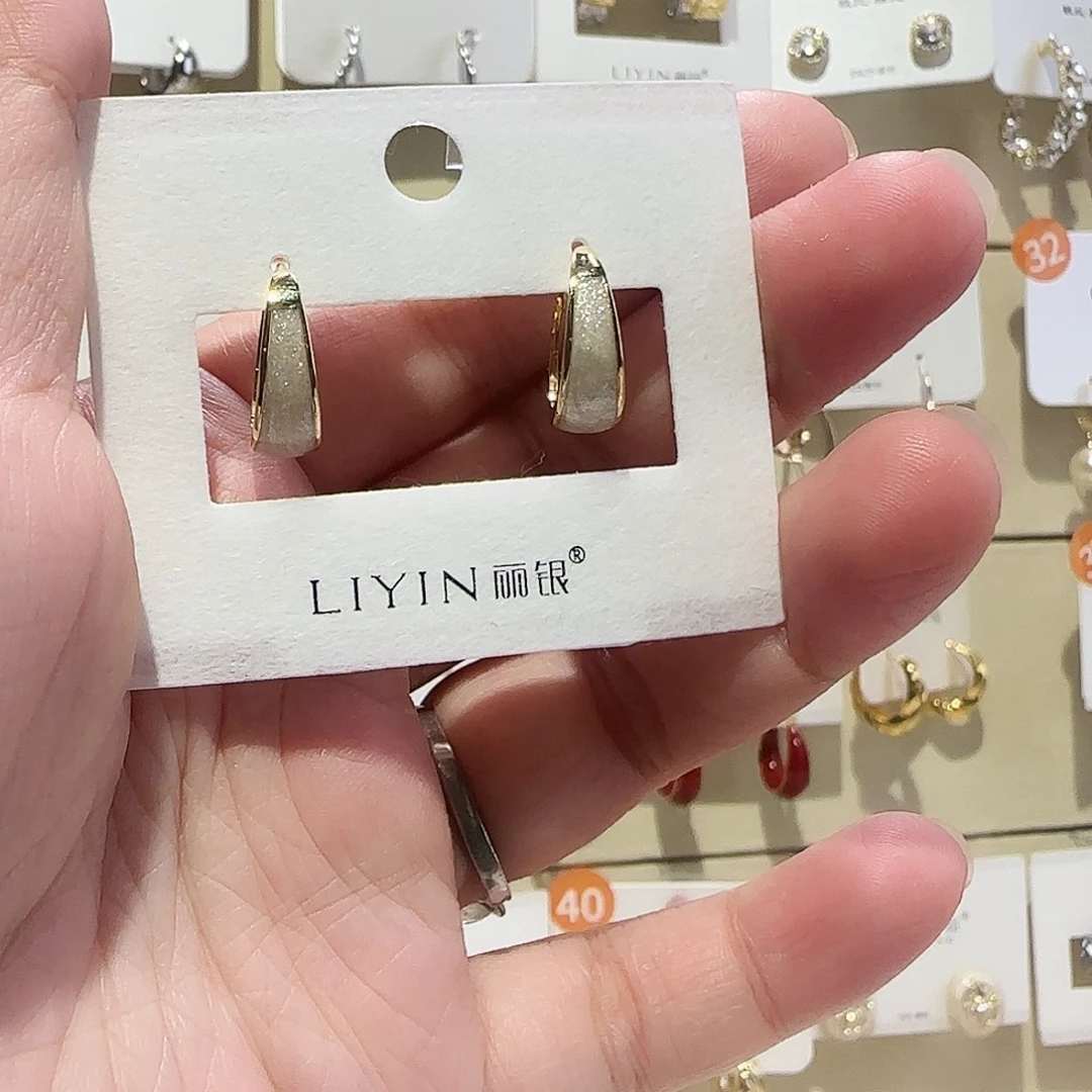 锆石纯铜合金耳扣