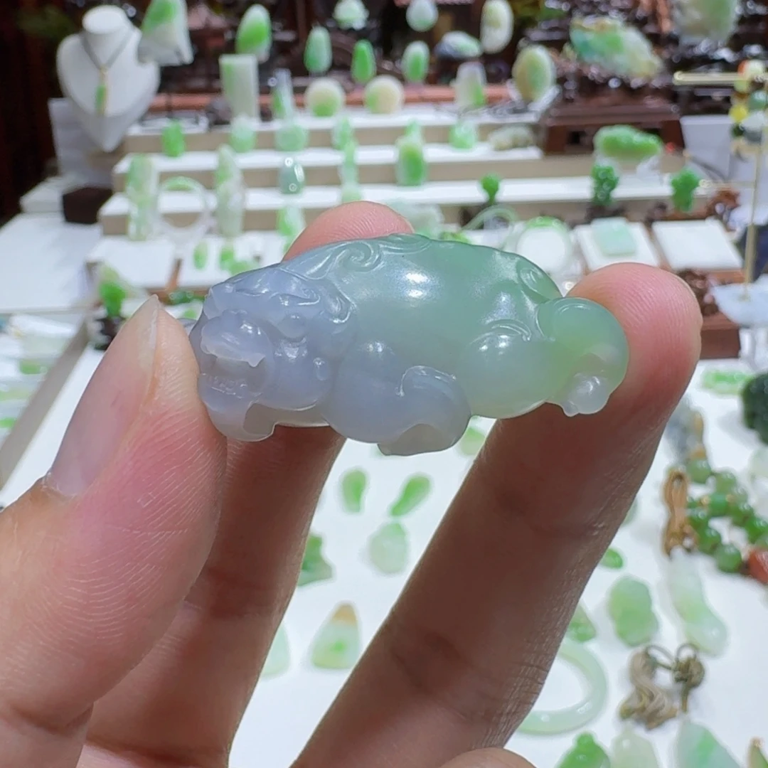 未镶嵌和田玉（翠青玉）挂件和田玉冰烟紫翠青小貔貅