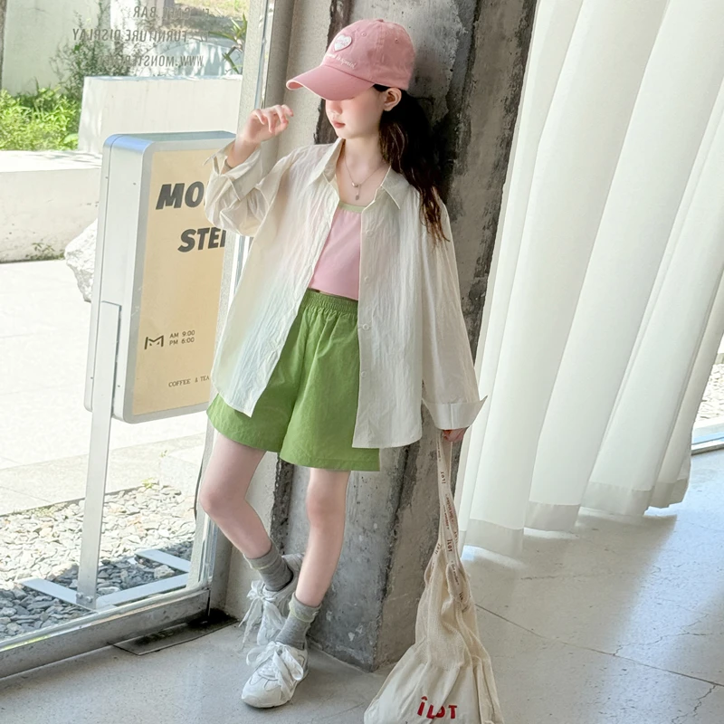 女童夏装套装2025新款洋气儿童时尚衬衫中大童吊带短裤防晒三件套