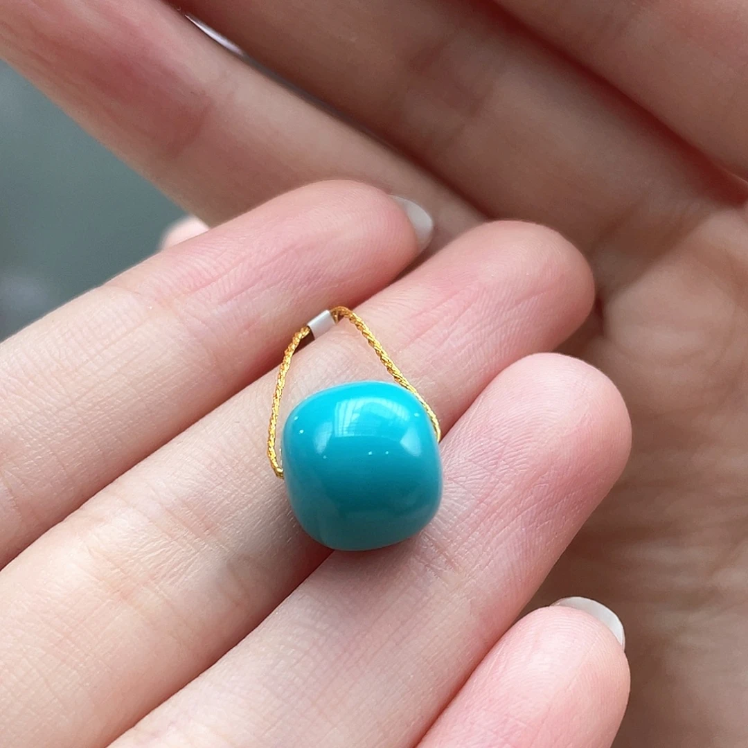 绿松石未镶嵌颈饰