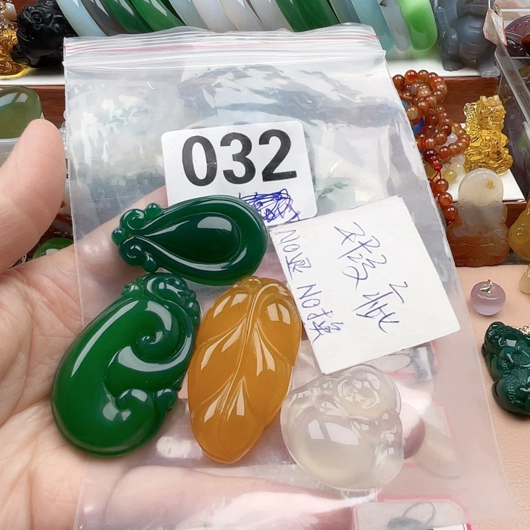 合金颈饰玛瑙/玉髓用*暖