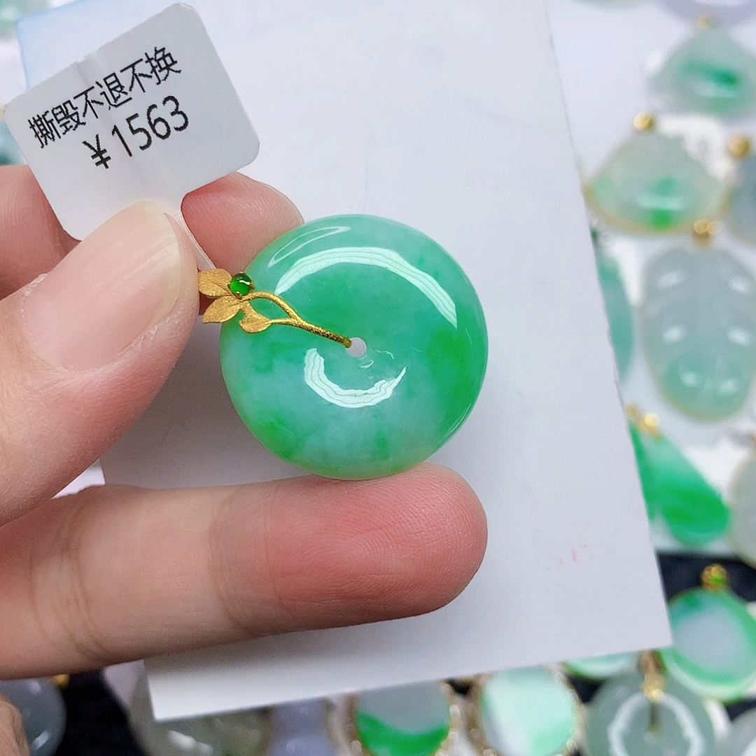 翡翠18K金镶嵌颈饰346779