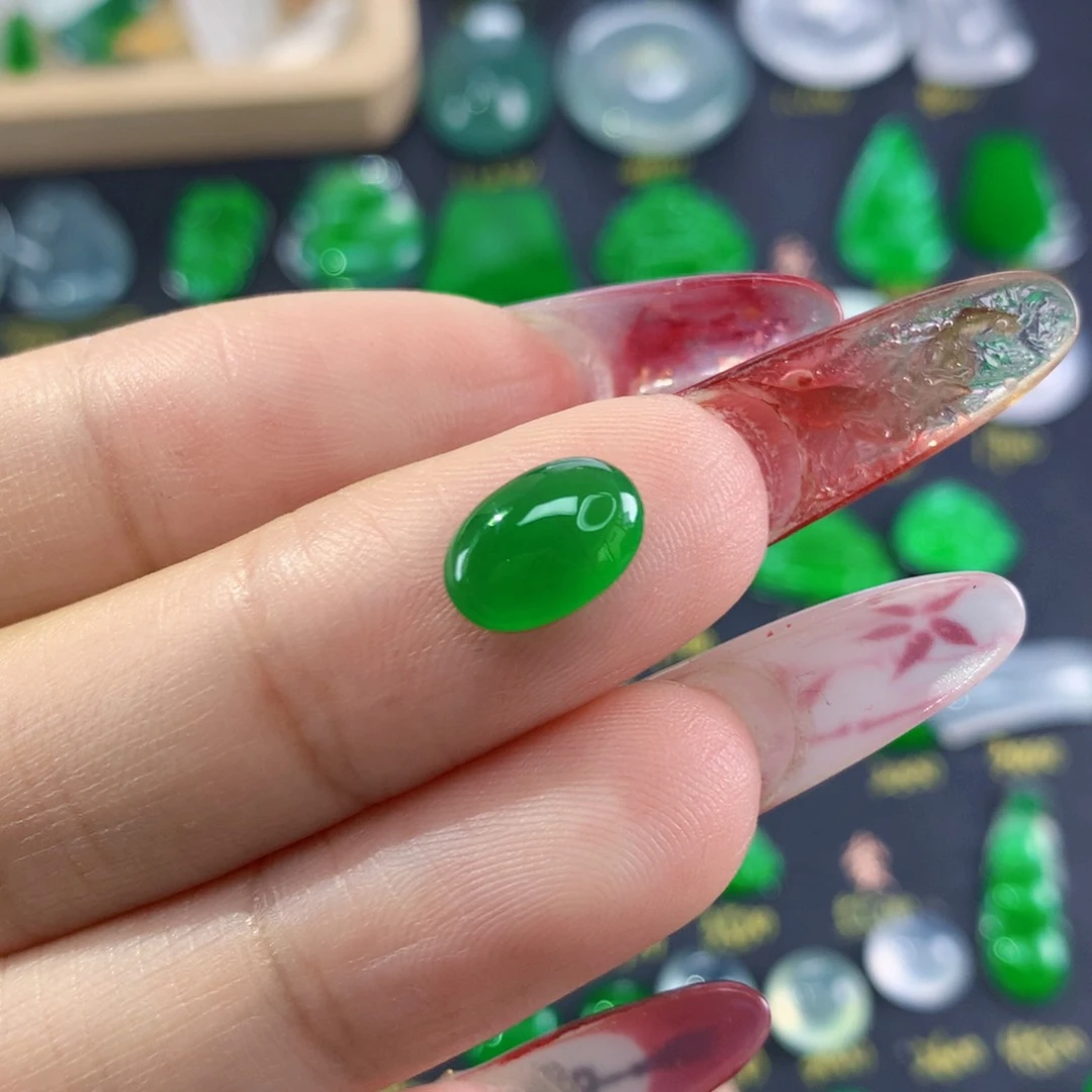 翡翠颈饰未镶嵌纯天然缅甸翡翠A货