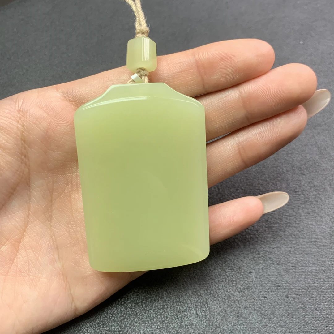 新疆和田玉若羌黄口无事牌 60.5x40x12 CJ442