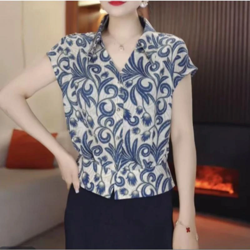 洋气短袖v领衬衫女夏季高级感气质减龄小衫宽松显瘦欧货印花上衣