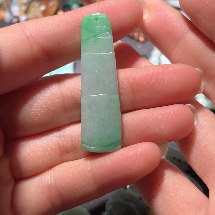 【闪购商品】翡翠颈饰未镶嵌天然翡翠