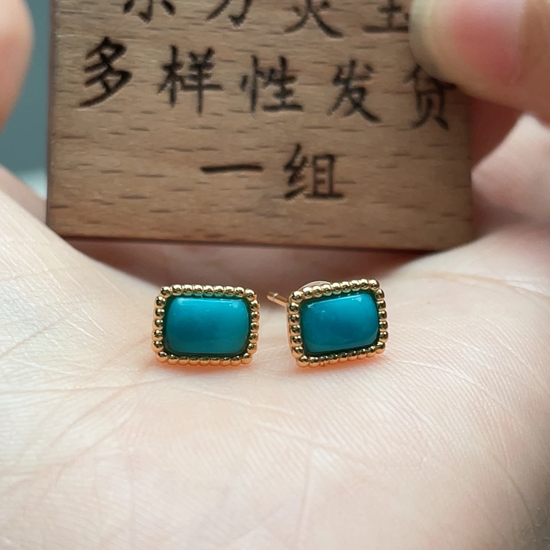 绿松石未镶嵌耳饰