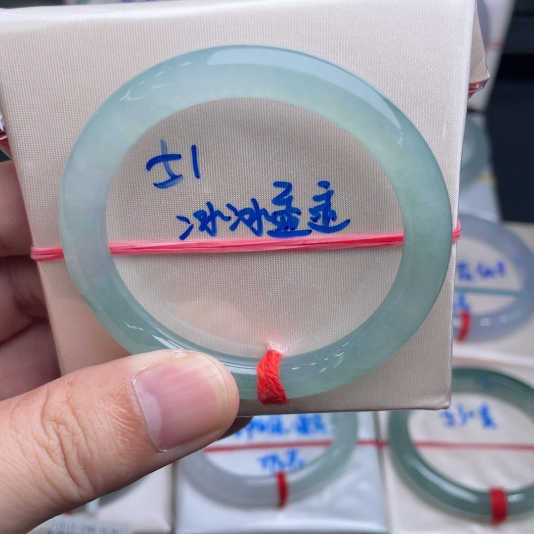 翡翠未镶嵌手镯翡翠手镯