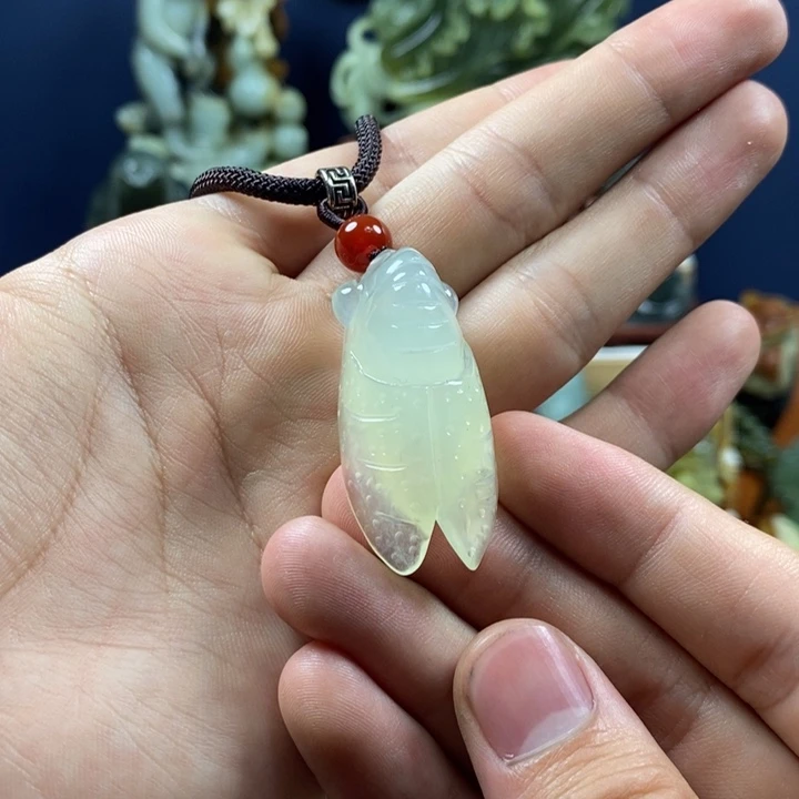 岫玉未镶嵌手把件