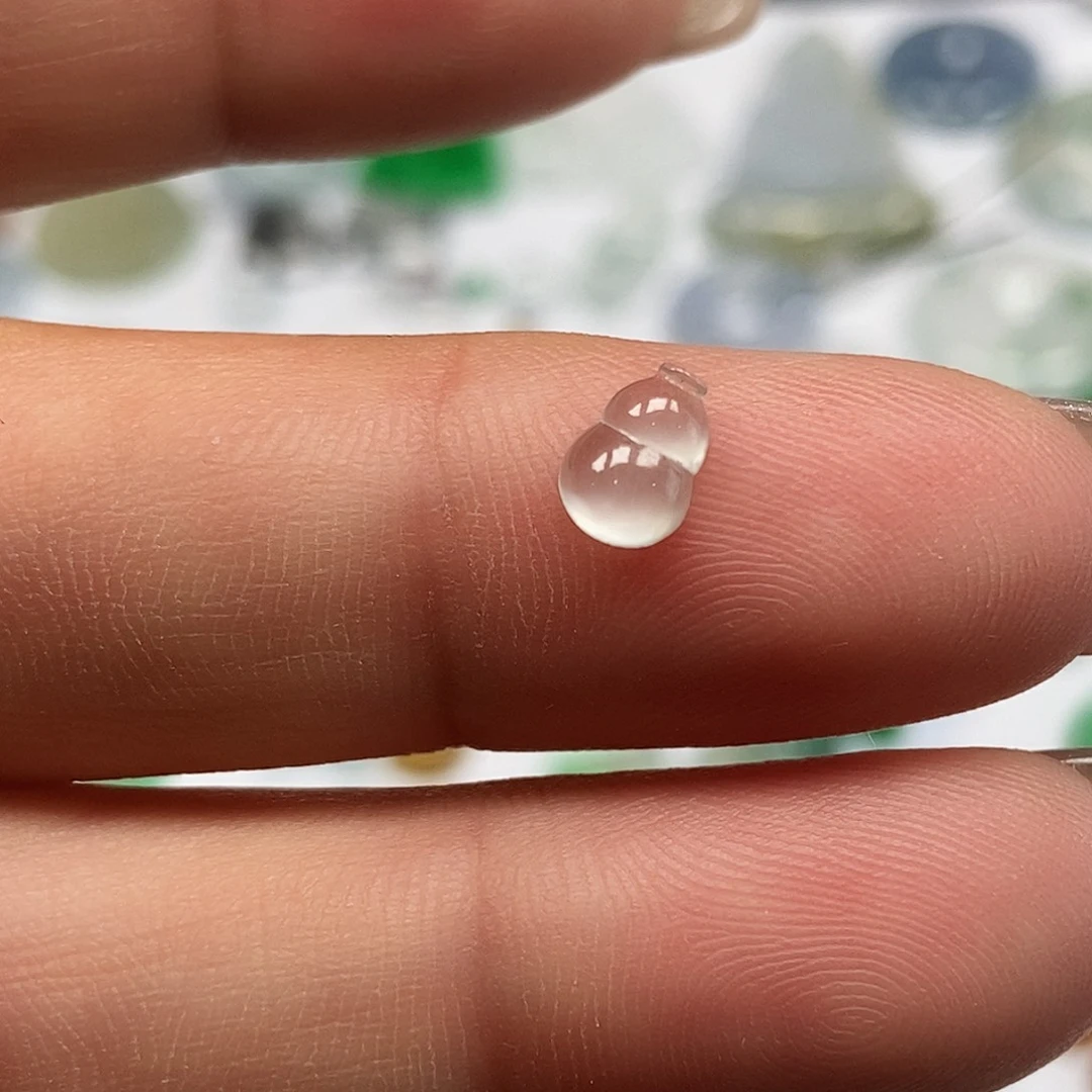 定制翡翠未镶嵌葫芦