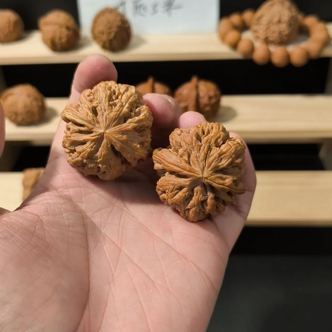 7***.吊坠文玩核桃41粗筋有黄