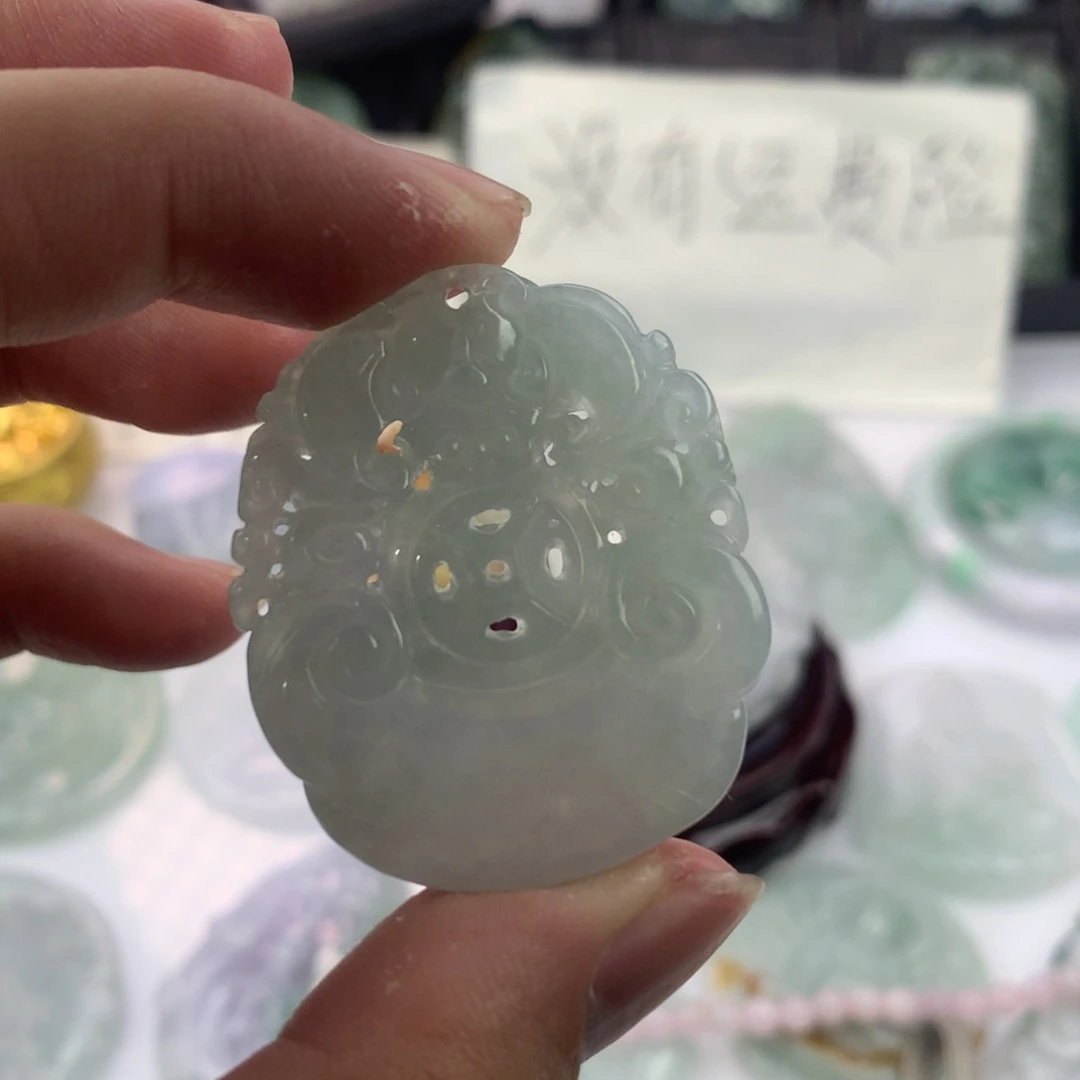 翡翠颈饰未镶嵌一