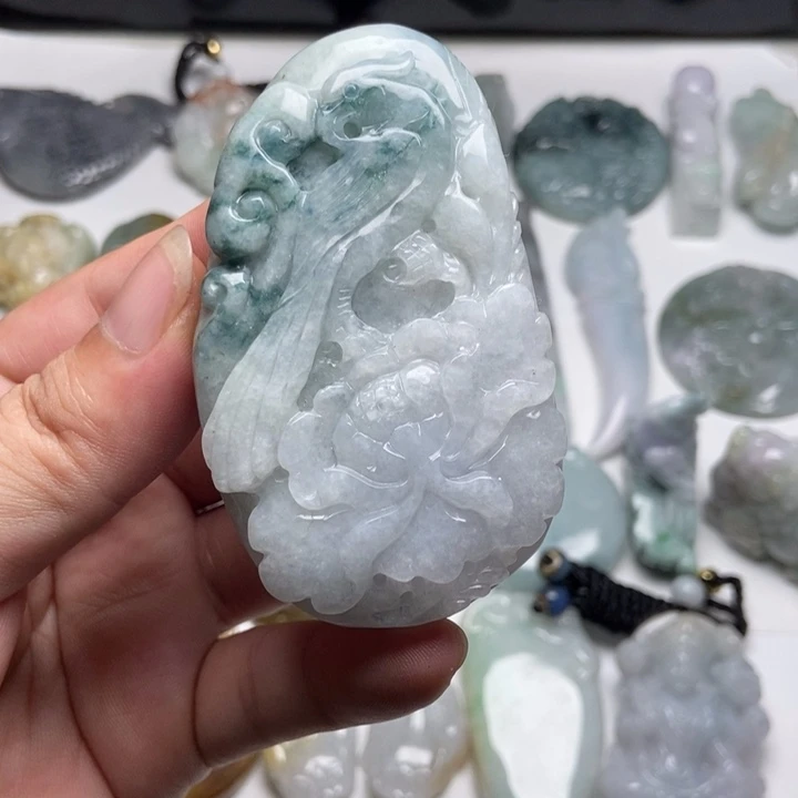 翡翠未镶嵌颈饰花开富贵33