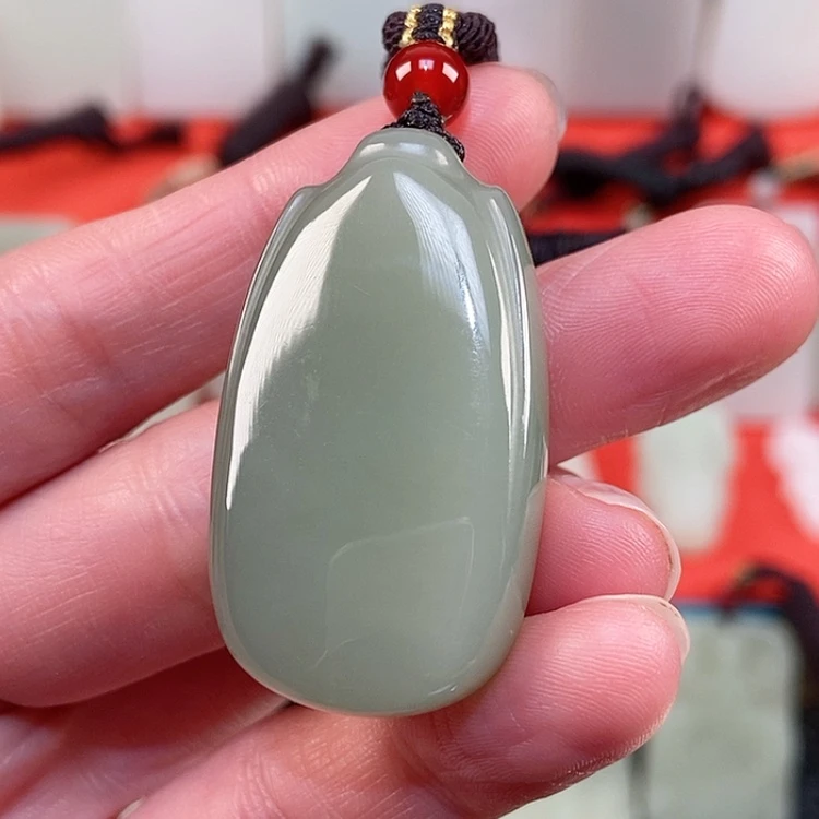 【闪购商品】颈饰未镶嵌和田玉