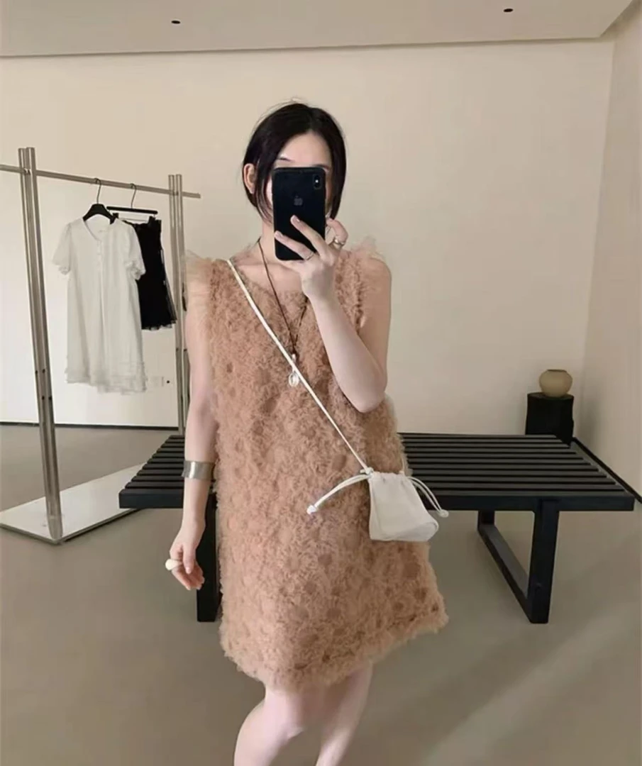 法式千金风甜美立体花朵重工花瓣蕾丝拼接夏季女款短连衣裙