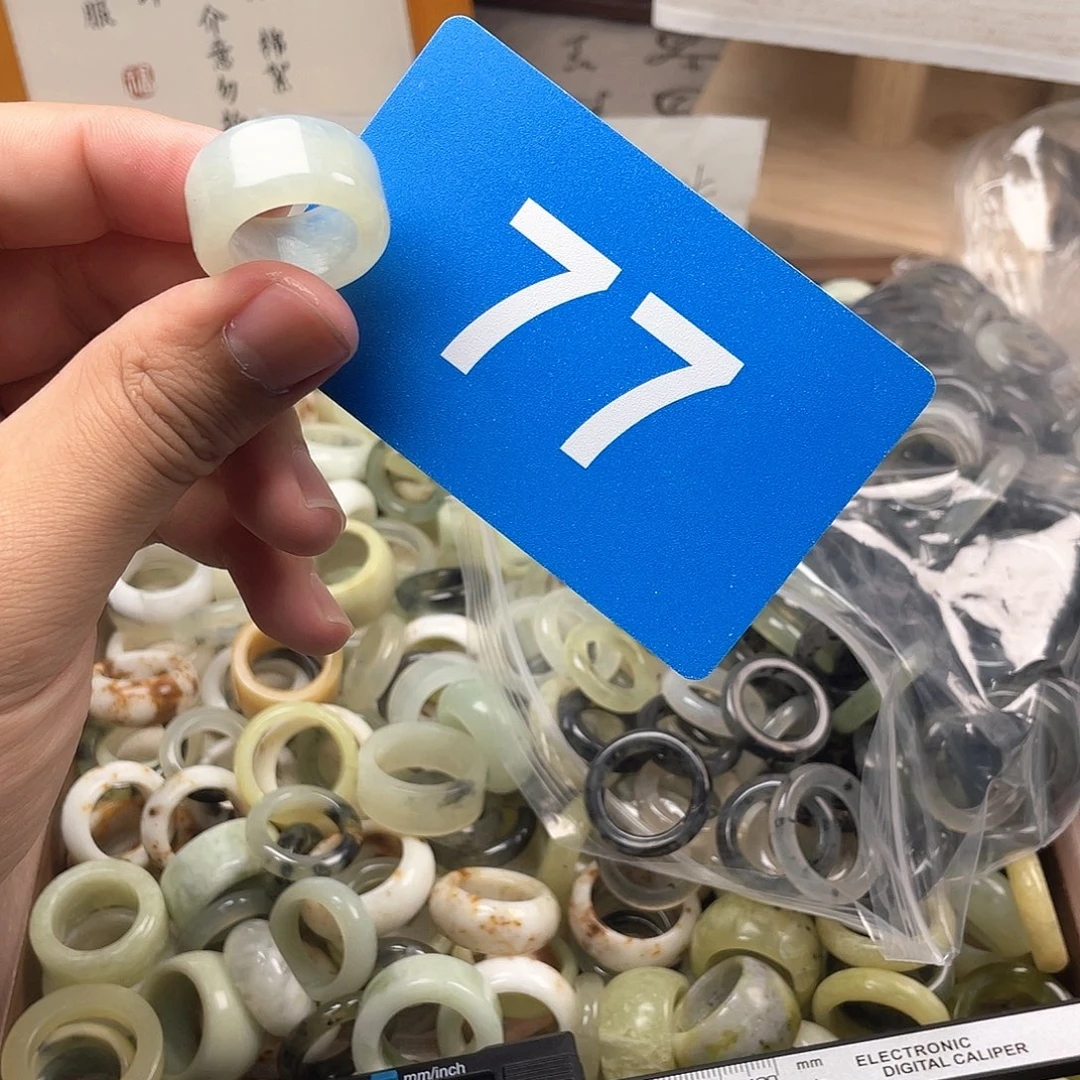 蛇纹石玉合金颈饰